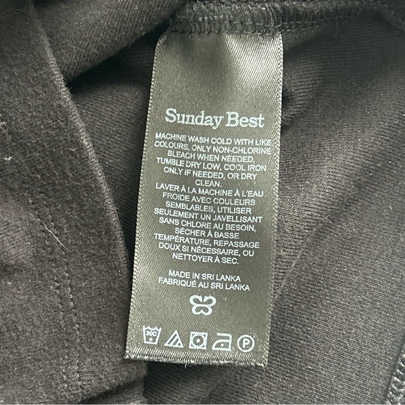 Sunday Best by Aritzia XS Black Cropped Half-Zip Long-Sleeve Top - Picture 3 of 8